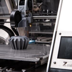 3D-Drucker druckt ein Objekt